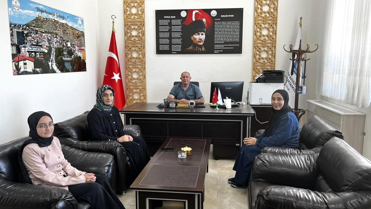 Bayburt\'ta 153. Hafız Mezun Oldu