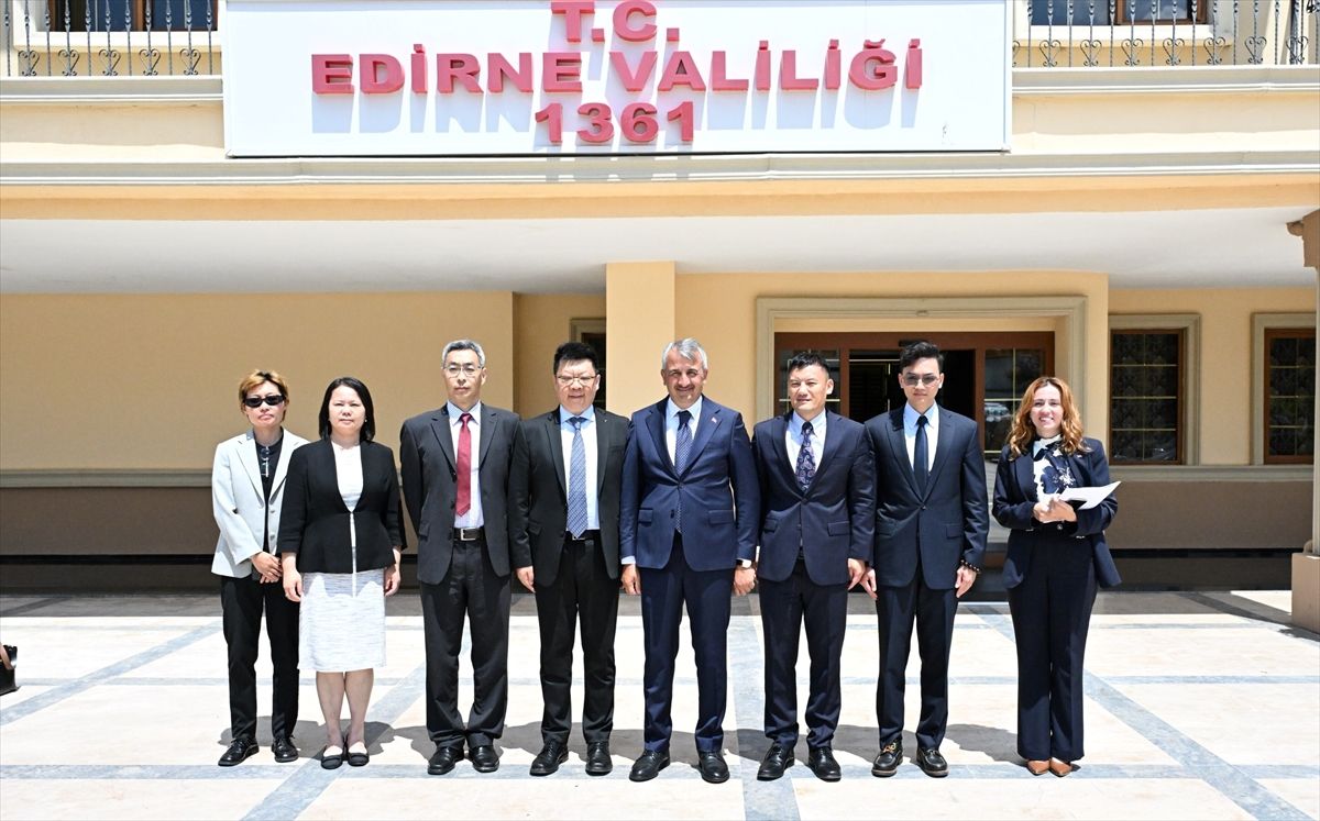 Çin Konsolosu Edirne\'yi Ziyaret Etti