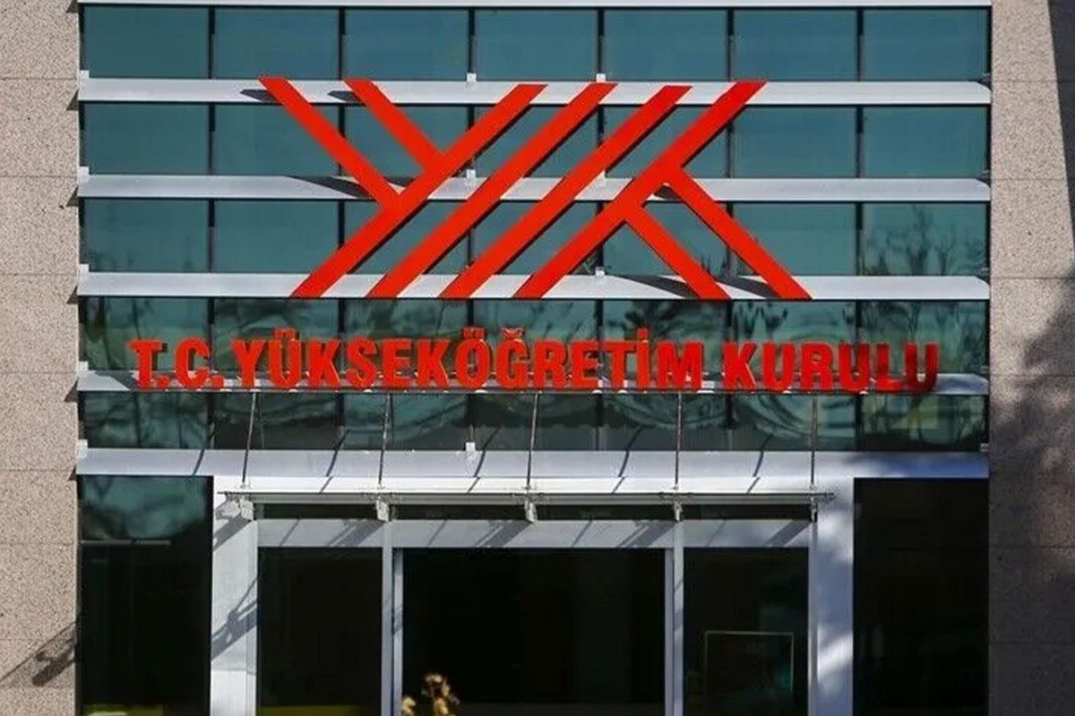 YÖK\'ten Depremzede Öğrencilere Ek Süre
