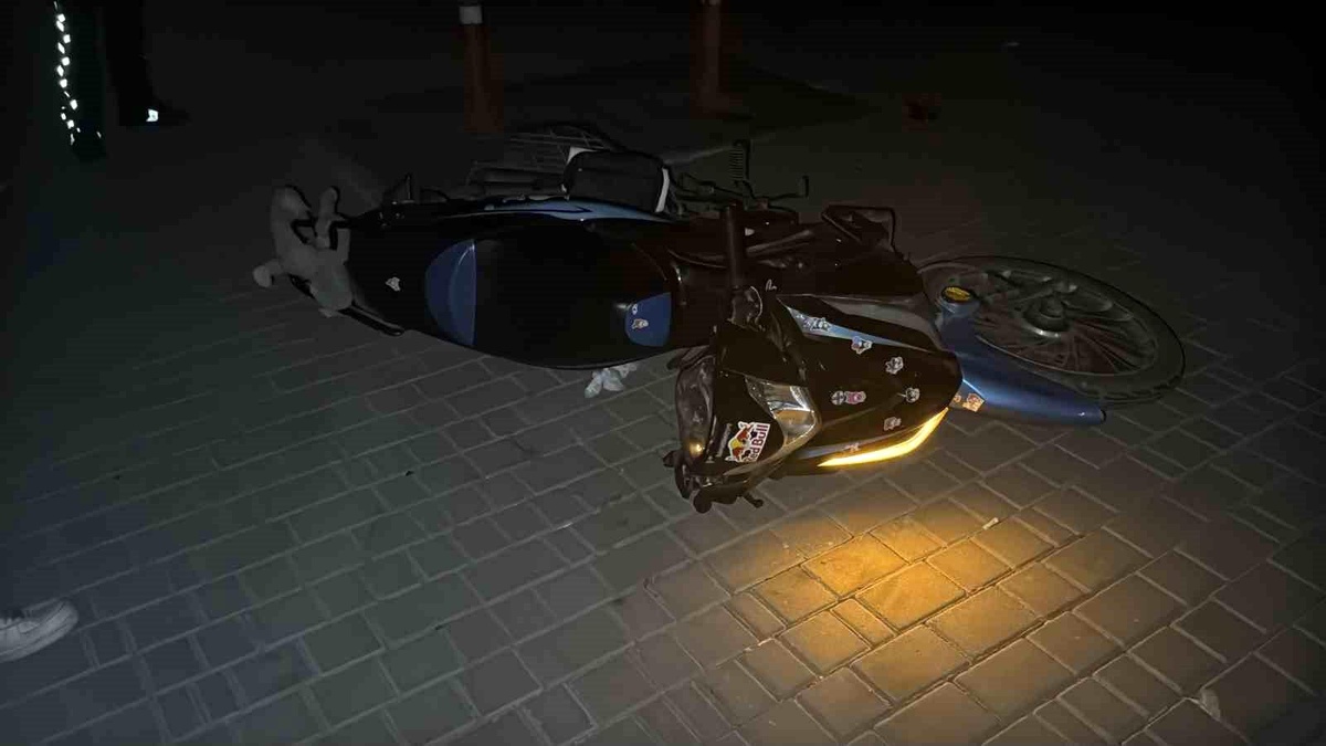 Eskişehir\'de Kaçan Motosiklet Sürücüsü Kaza Yaptı