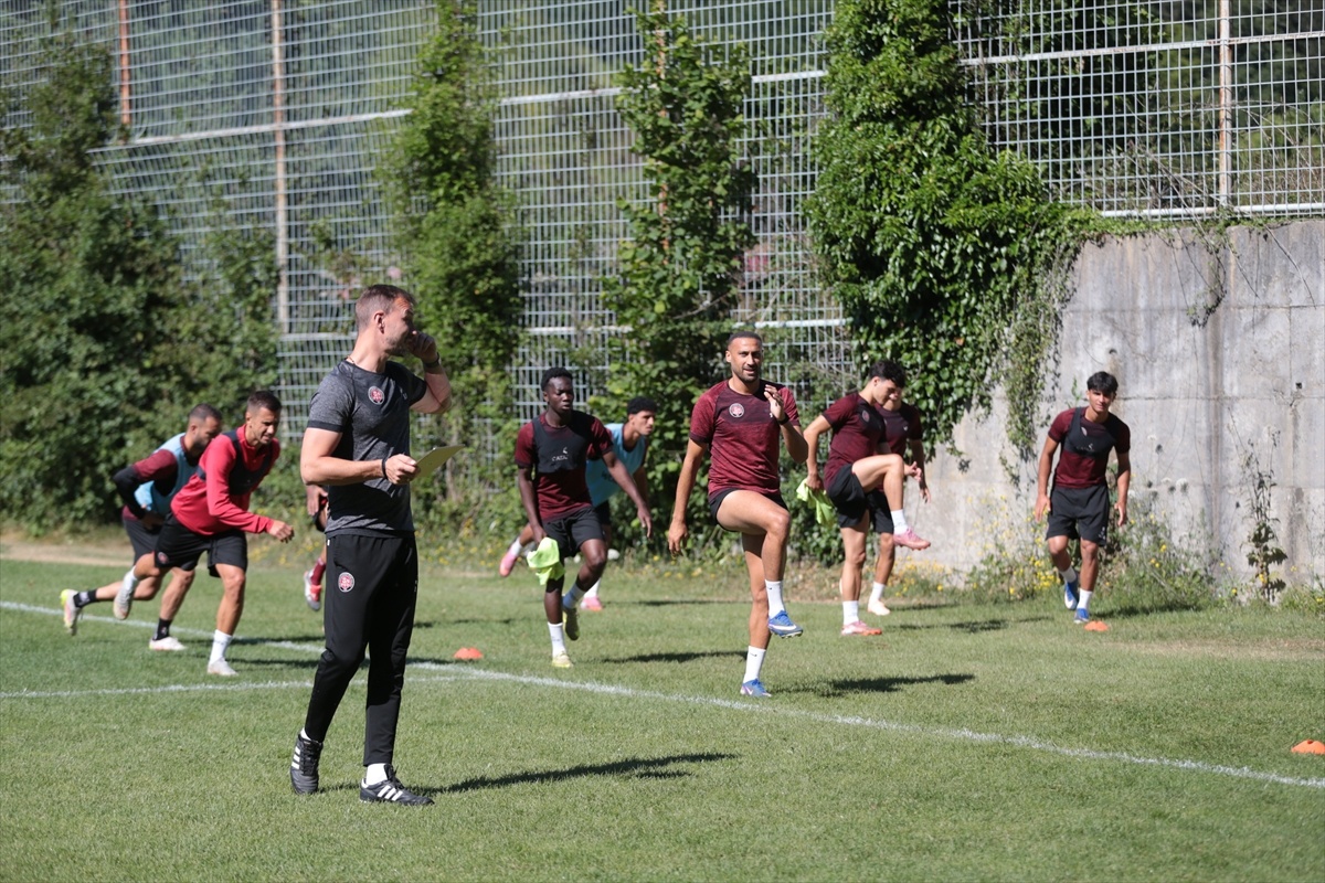Karagümrük Bolu\'da Kamp Yapıyor