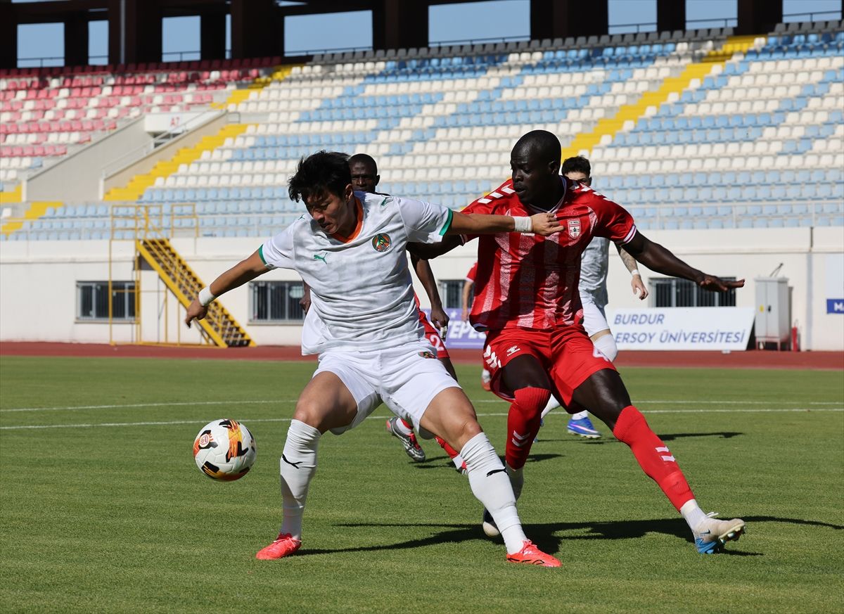 Alanyaspor, Tikves ile Berabere Kaldı