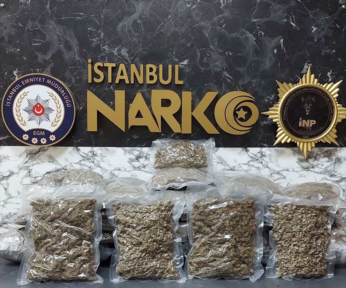 İstanbul\'da Uyuşturucu Operasyonu: 4 Gözaltı