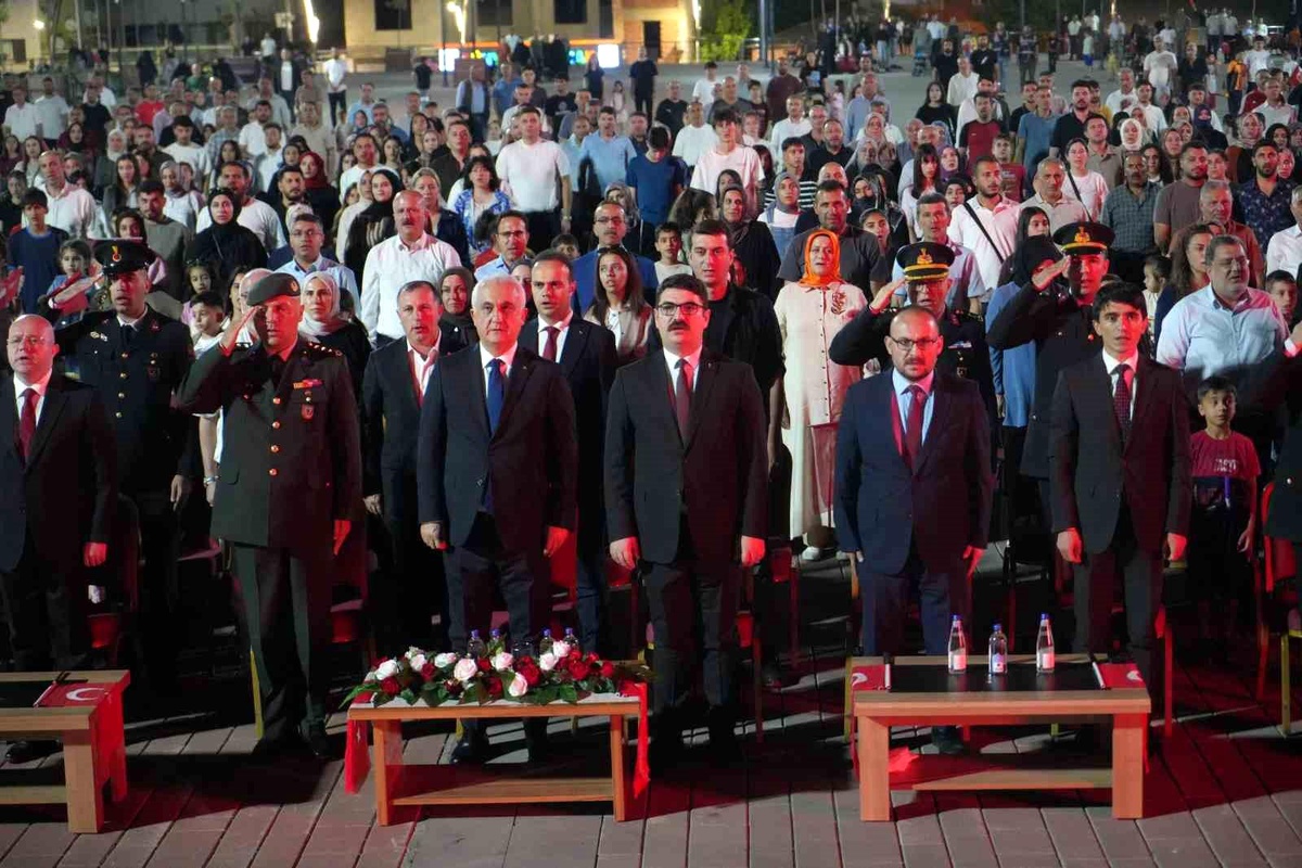 Muş\'ta 15 Temmuz Demokrasi ve Birlik Günü etkinliği