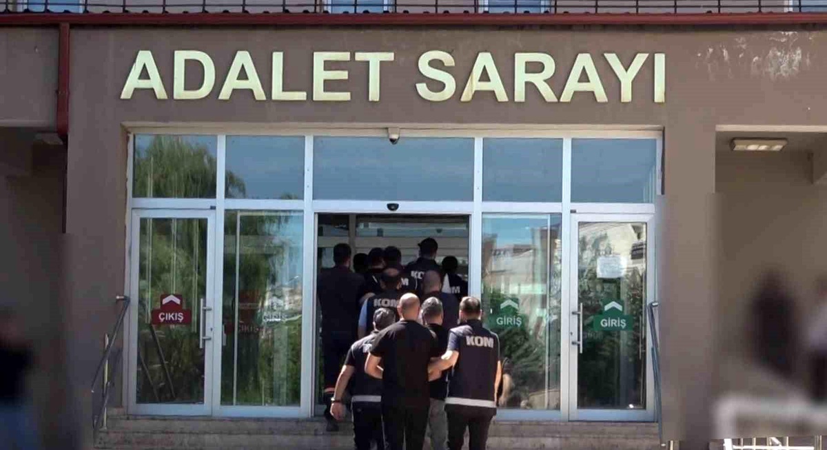 Sivas\'ta Tarihi Eser Kaçakçılığı Operasyonu