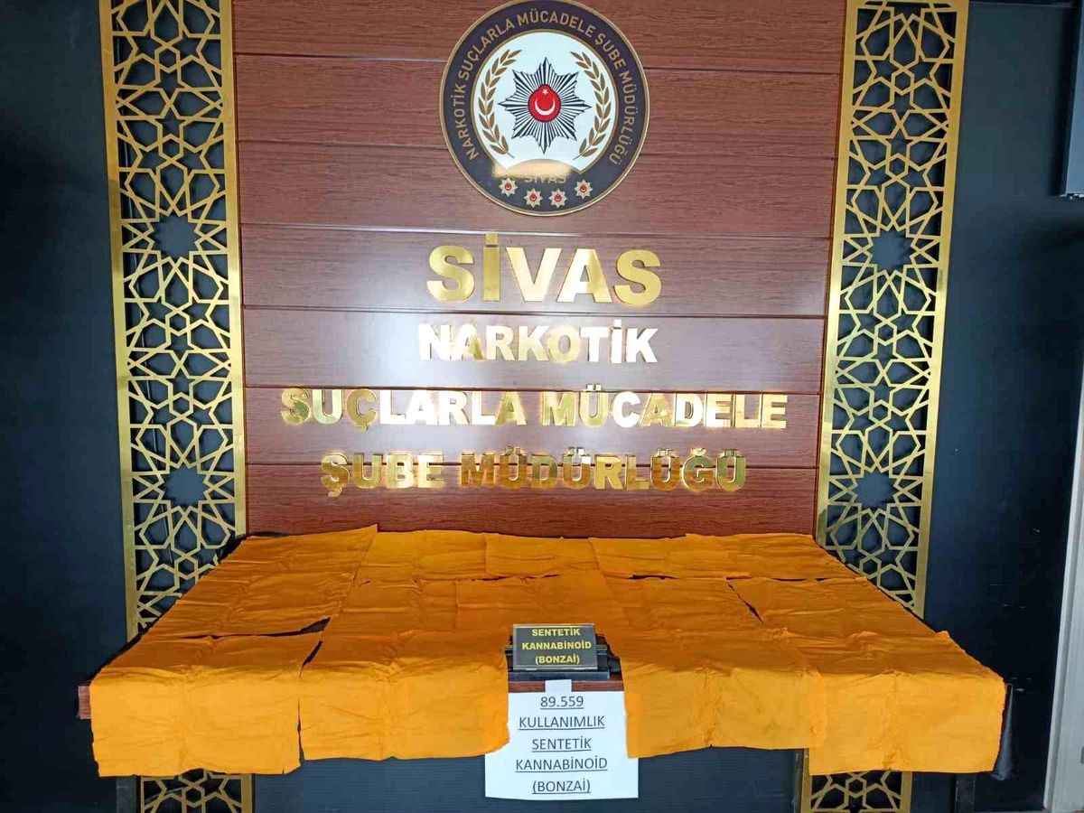 Sivas\'ta Narkotik Operasyonu: 2 Tutuklama