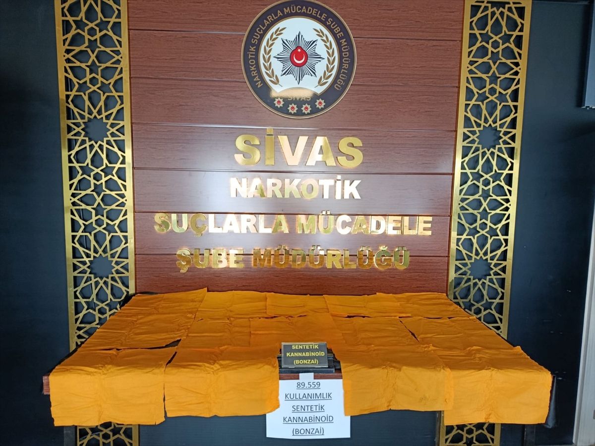 Sivas\'ta Uyuşturucu Operasyonu: 2 Tutuklama