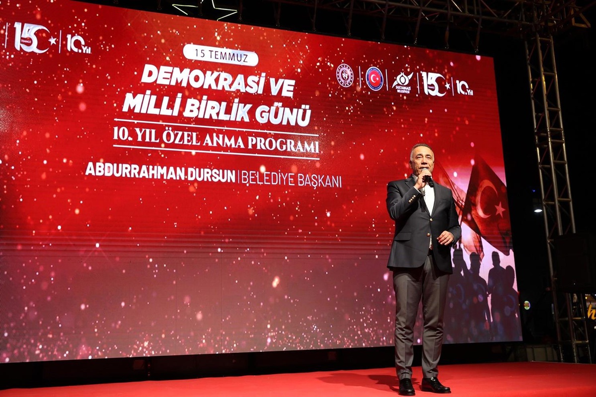 Sultangazililer 15 Temmuz\'da Meydanları Doldurdu