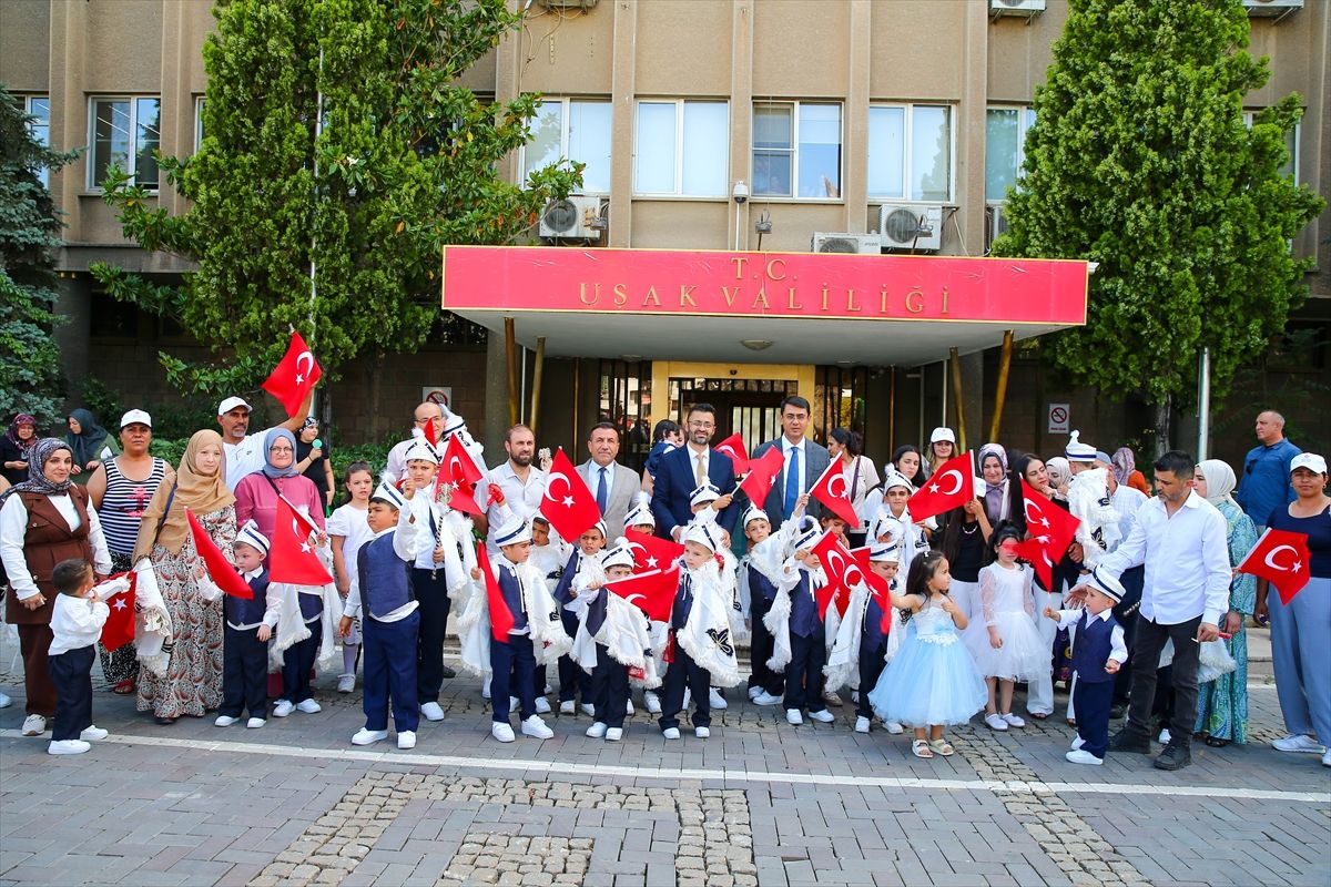 Uşak\'ta 25 Çocuk için Toplu Sünnet Töreni