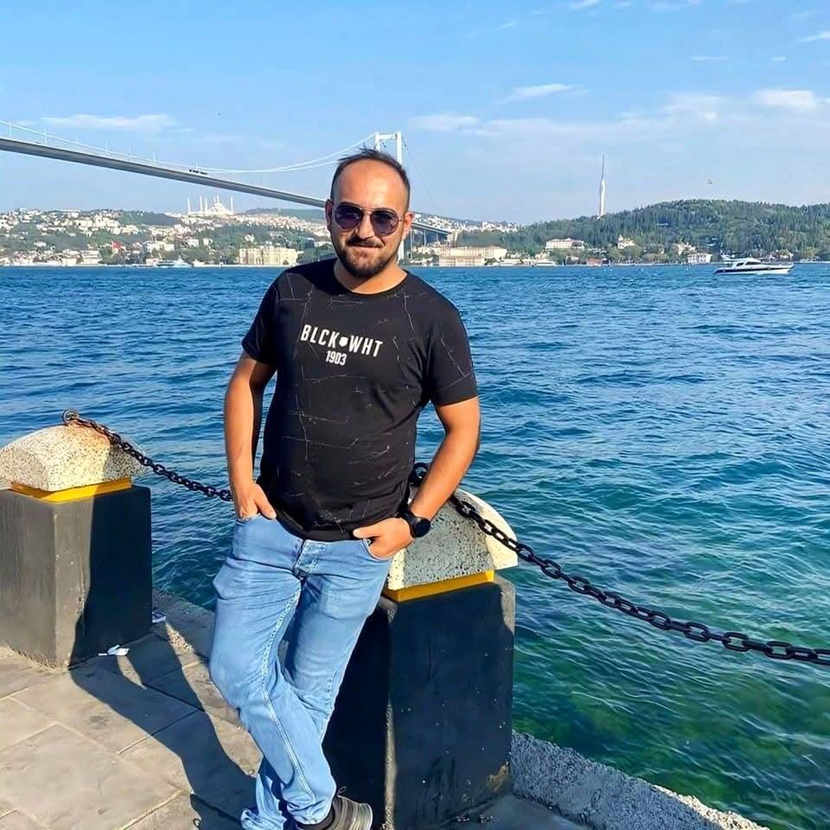 Çınarcık\'ta Motosiklet Kazası: Aile Yanında 3 Yaşındaki Çocuk Ağır Yaralı