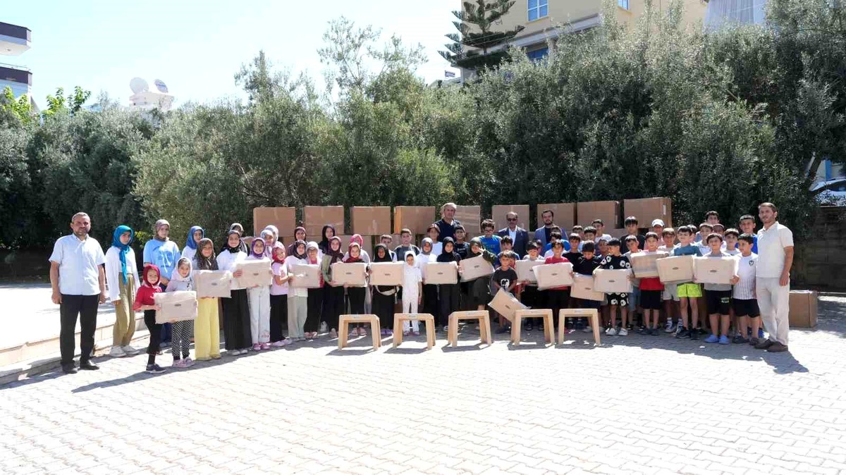 Alanya Belediyesi\'nden Kur\'an kurslarına 800 rahle desteği