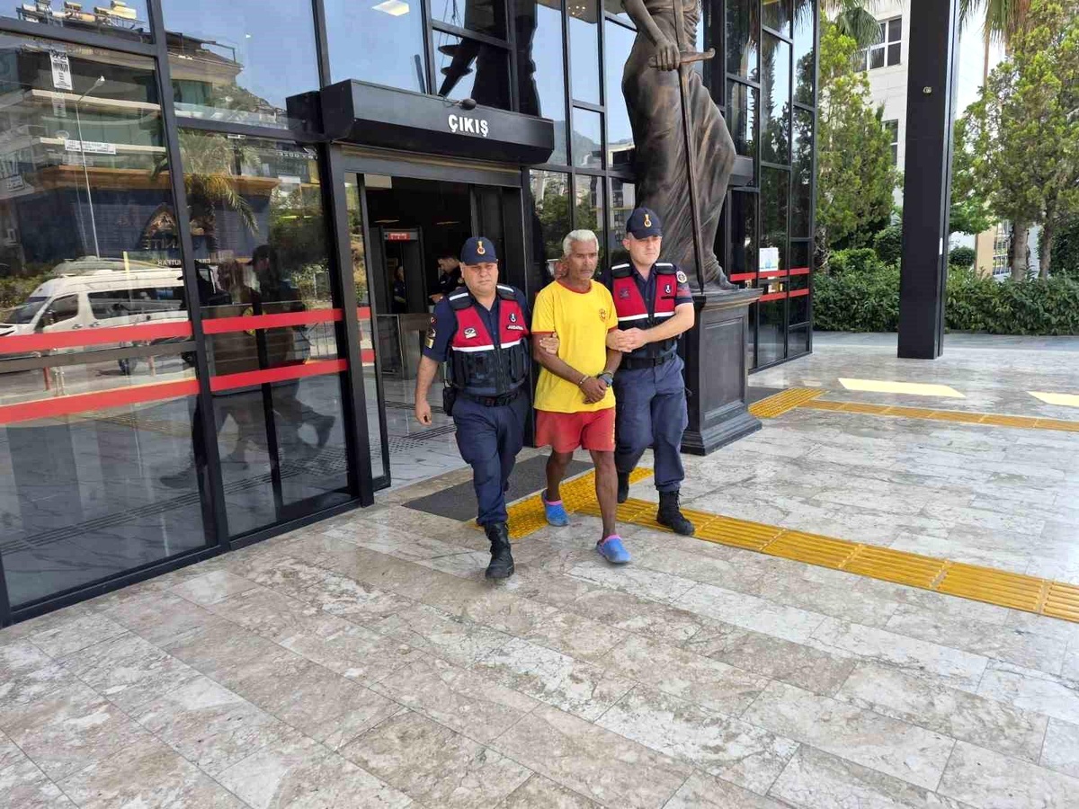 Uyuşturucu Suçlusu Alanya\'da Yakalandı