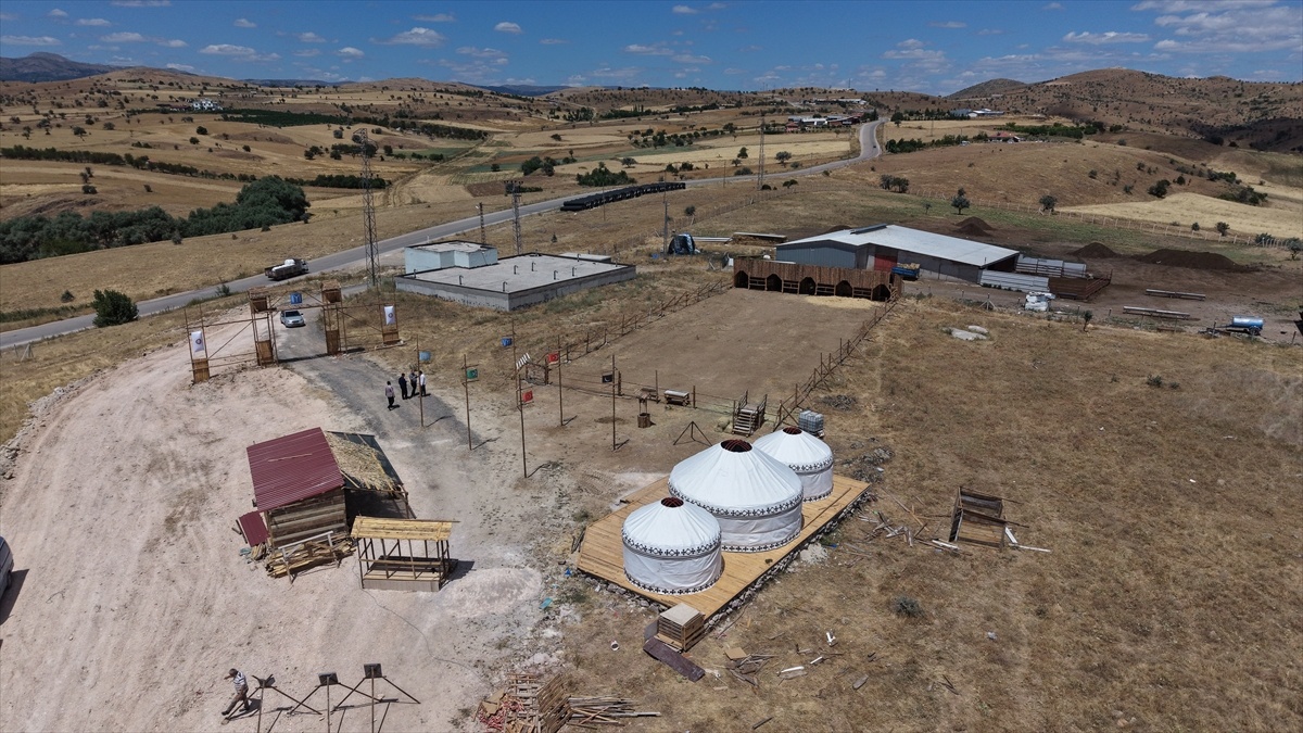Kayı Obası: Geleneksel Türk Kültürü Yaşatılıyor