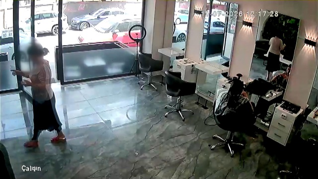 Defalarca aynı yöntemi kullandı, yaptıkları esnafı çileden çıkarttı: Bu kadını dükkana almayın