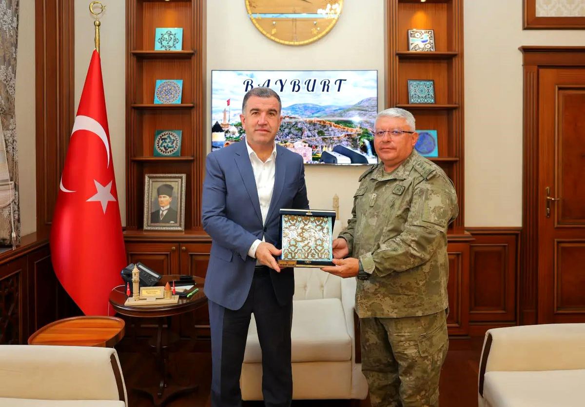 Bayburt Garnizonunda Görev Değişikliği