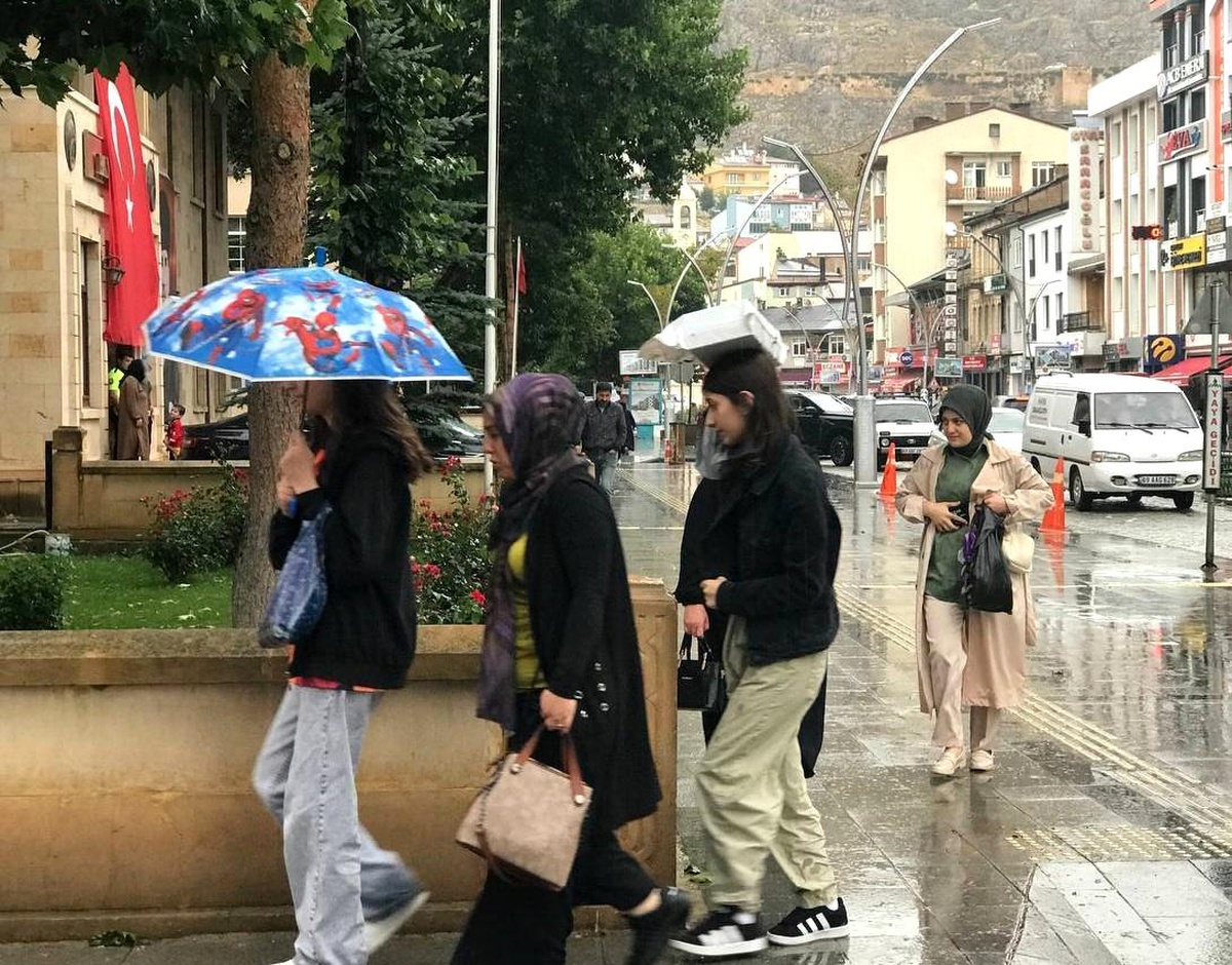 Bayburt\'ta Sağanak Yağış Bekleniyor