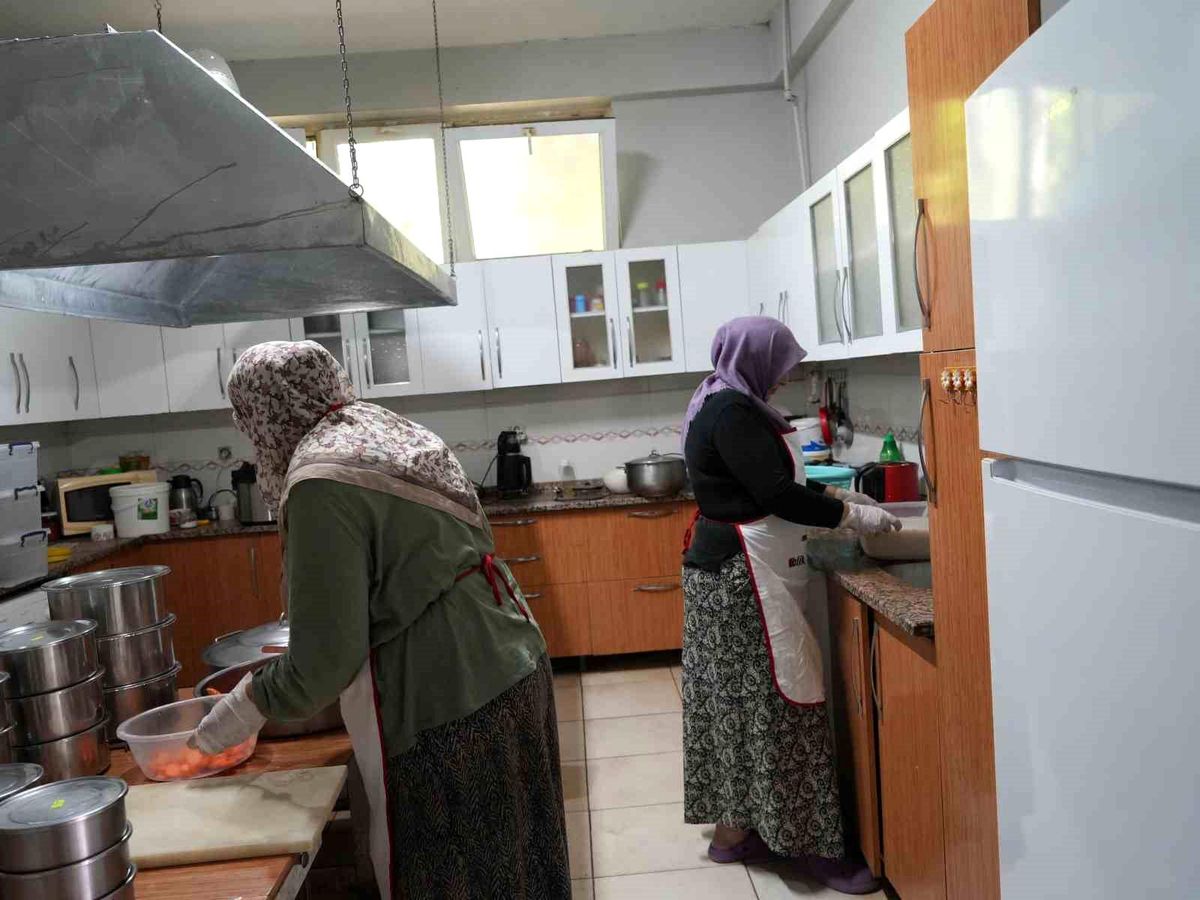 Anne-kızın Restoran Başarısı