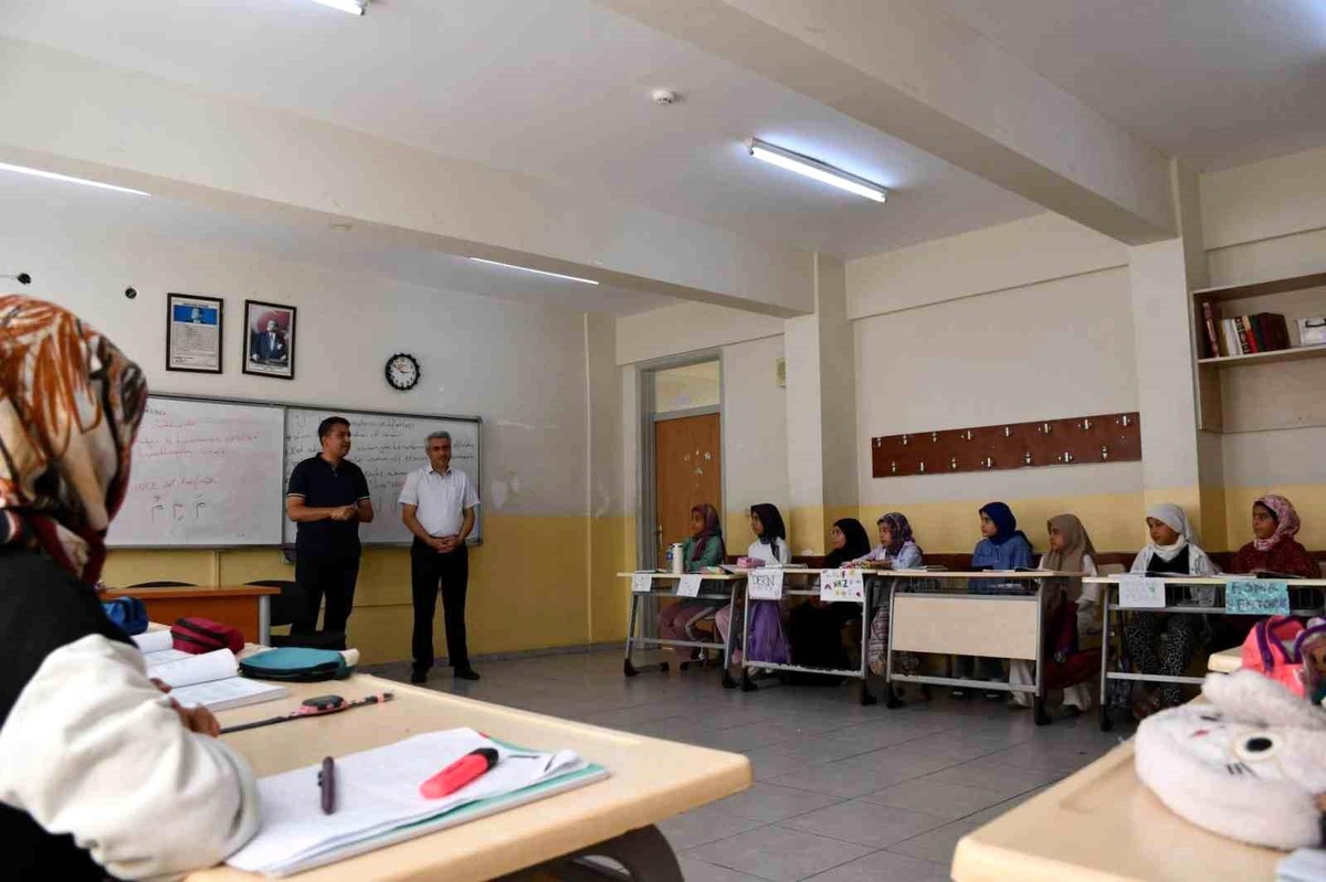 Kaymakam Keklik Yaz Kuran Kurslarını Ziyaret Etti
