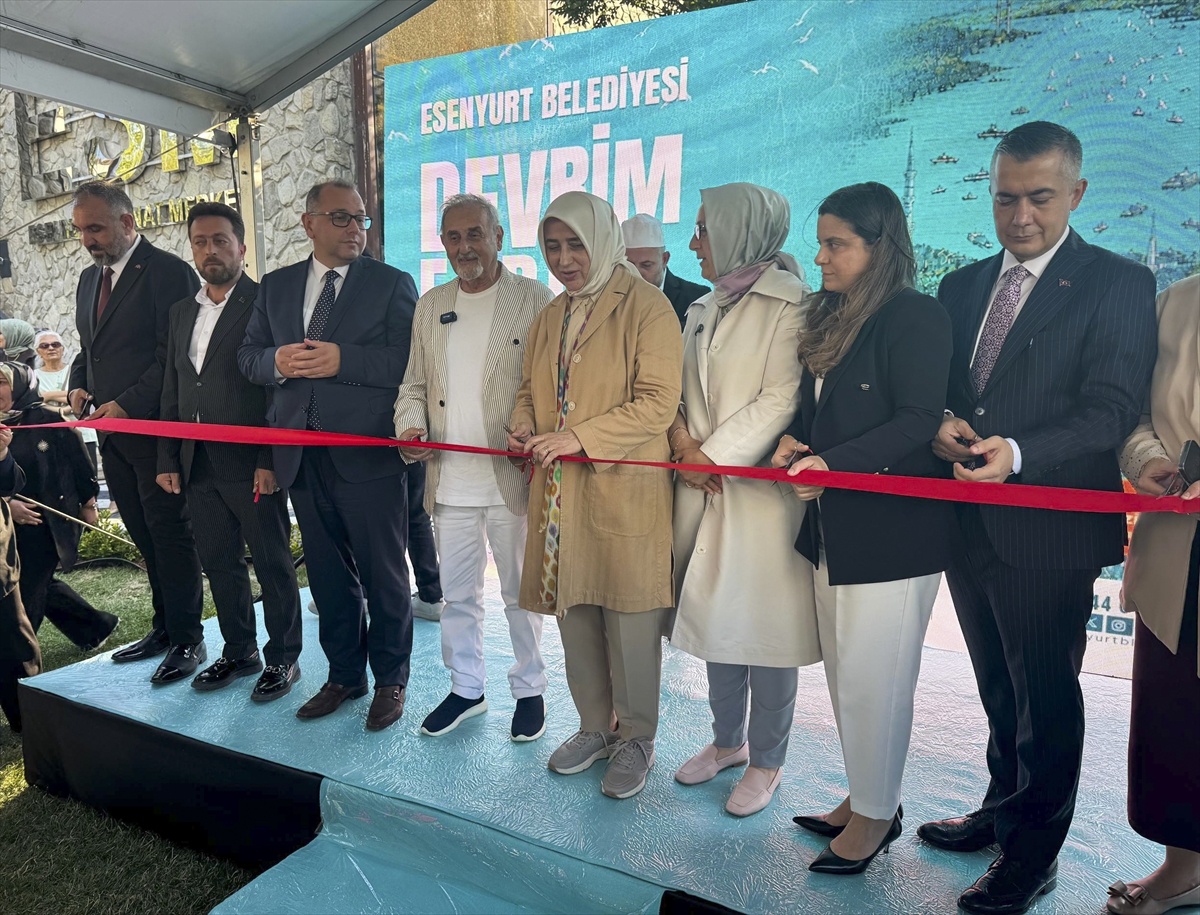 Esenyurt\'ta Sanat Dolu Açılış
