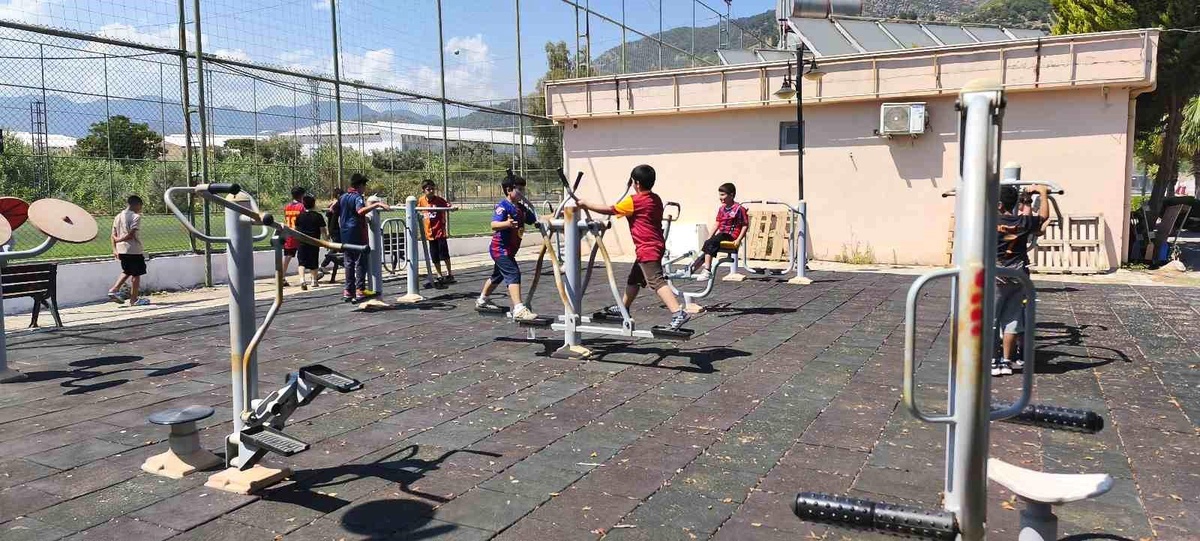 Hafızlık Öğrencilerine Moral Pikniği