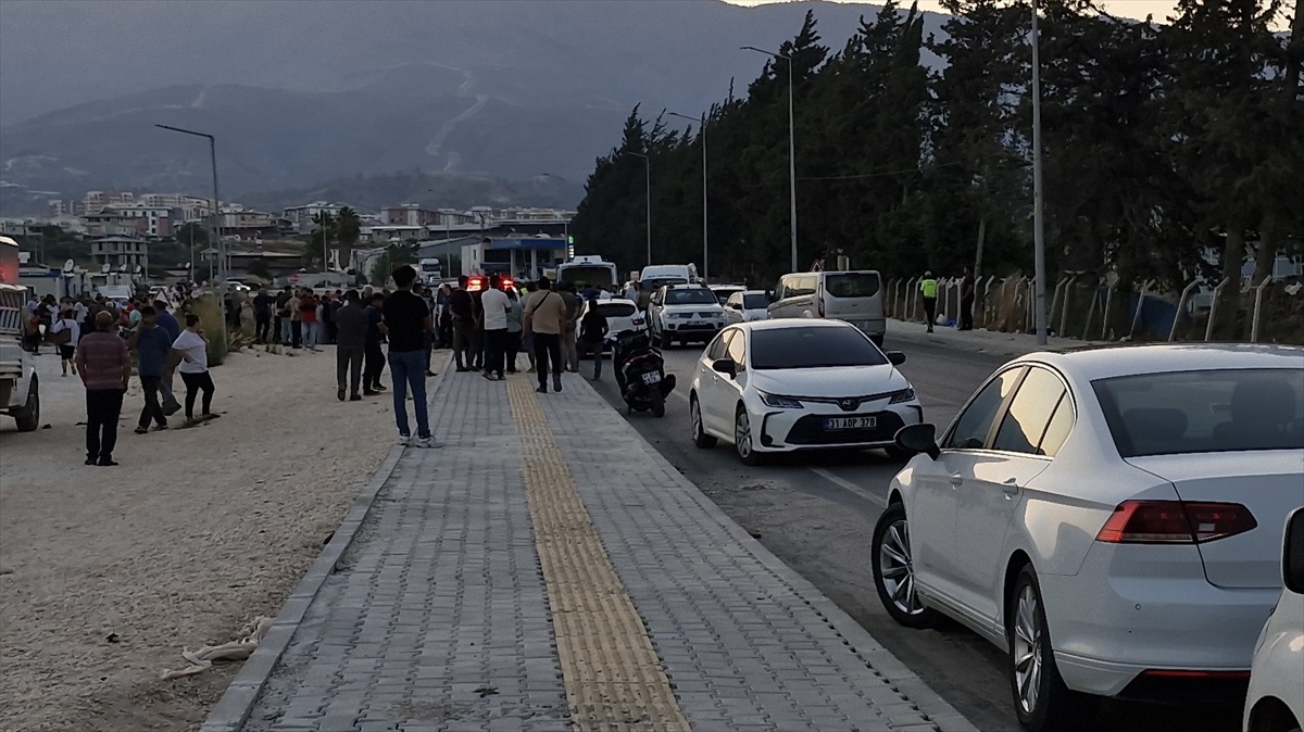 Antakya\'da Trafik Kazası: 11 Yaşındaki Çocuk Hayatını Kaybetti