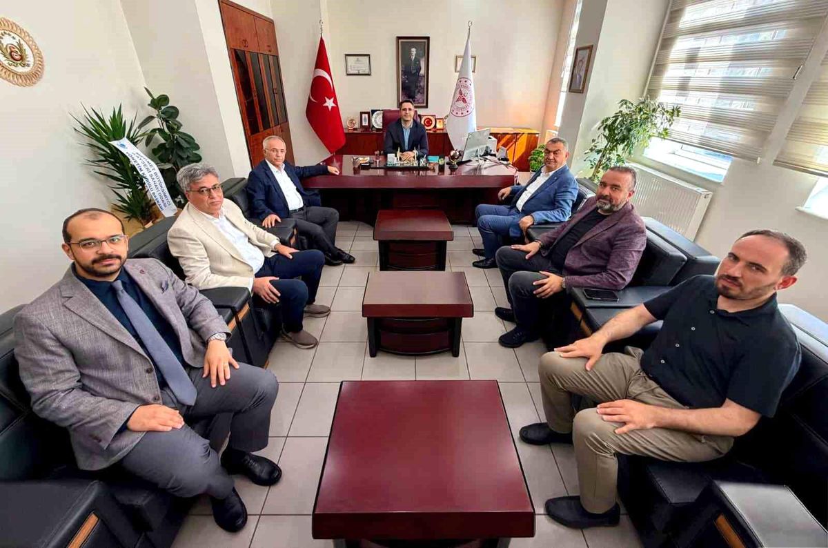 Kayseri Sanayi Odası\'ndan Hastane Ziyareti