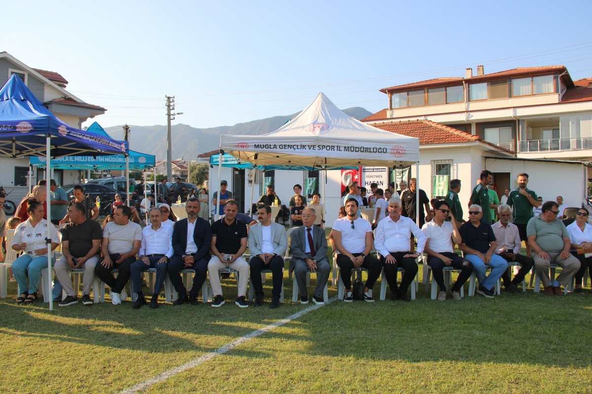 Köyceğiz'de Muğlaspor'un Futbol Okulu Açıldı