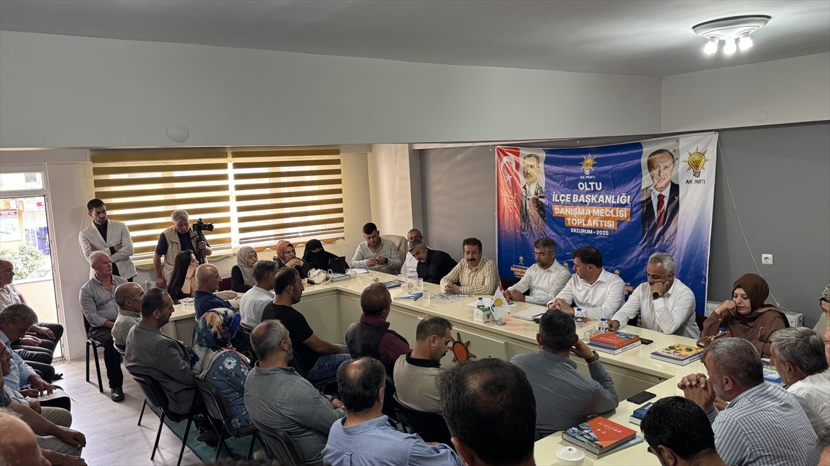AK Parti Oltu\'da Danışma Toplantısı Düzenlendi