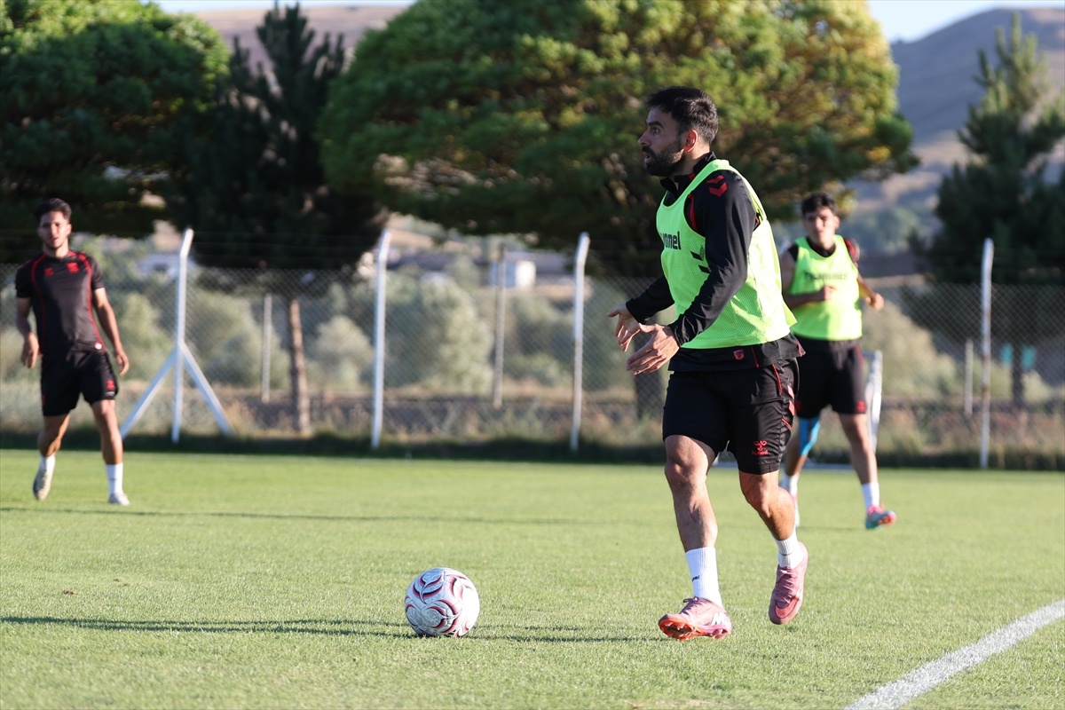 Sivasspor Yeni Sezon Hazırlıklarını Sürdürüyor