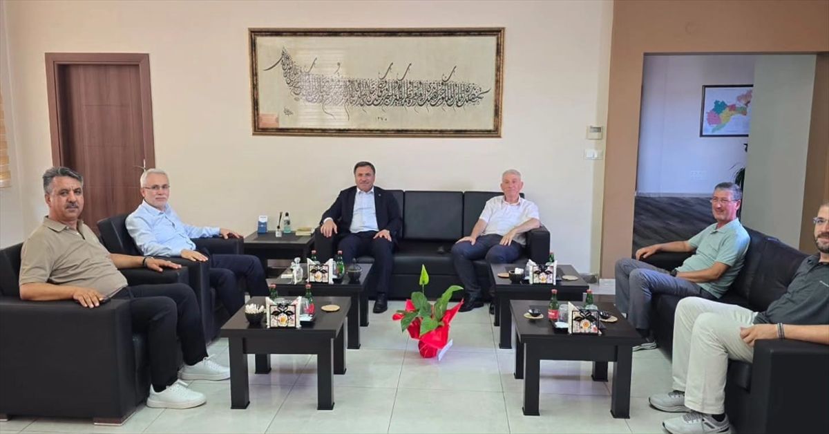Vali Soytürk Kolordu Komutanı\'nı Ziyaret Etti