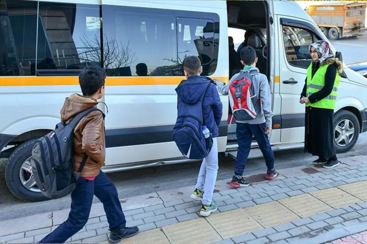 Yargı \'dur\' dedi: Özel okullar ücretli öğrenci taşımacılığı yapamayacak