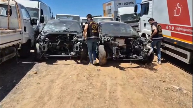Yediemin otoparklarında 1,5 milyarlık vurgun! <a class='keyword-sd' href='/hastane/' title='Hastane'>Hastane</a> sahibi ve çok sayıda iş insanı gözaltında