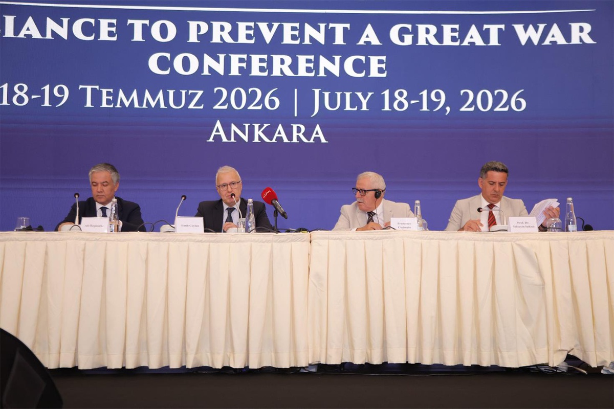 19 ülkeden siyasetçi ve aydınlar "Büyük savaşı önleyecek ittifak" için buluştu