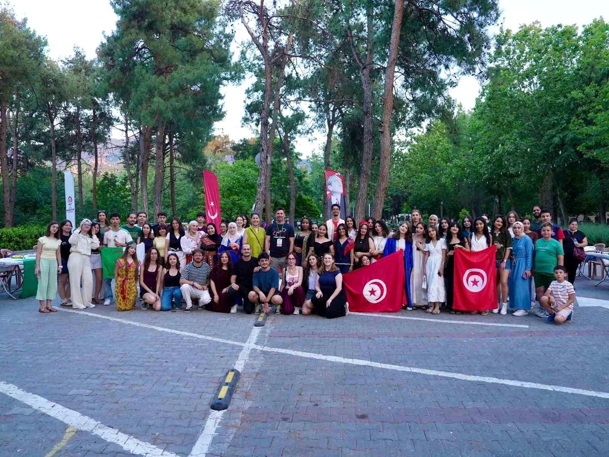 6 ülkenin gençleri Çamlık\'ta buluştu