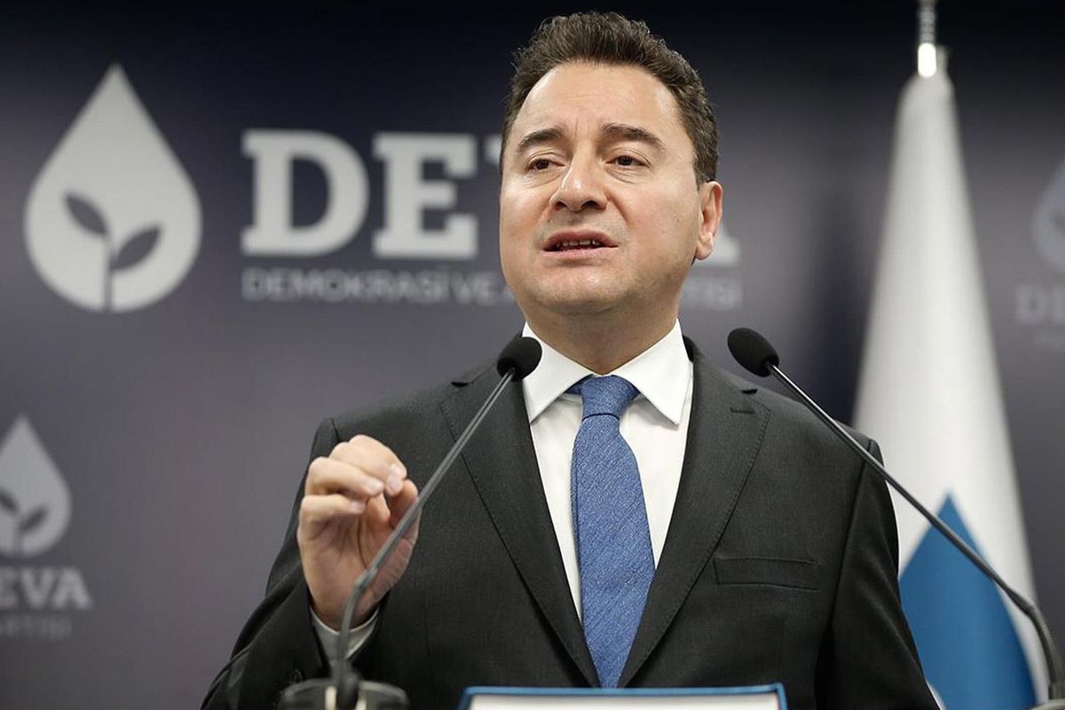 Babacan\'dan sürpriz çıkış: 5 bakanı arayıp tebrik ettim