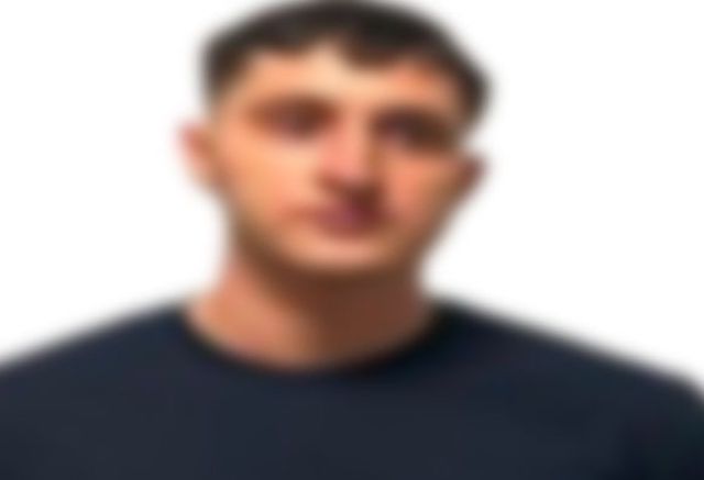 Fısıldaşmaları başlarını yaktı: Yan dairedekileri de aldılar mı?