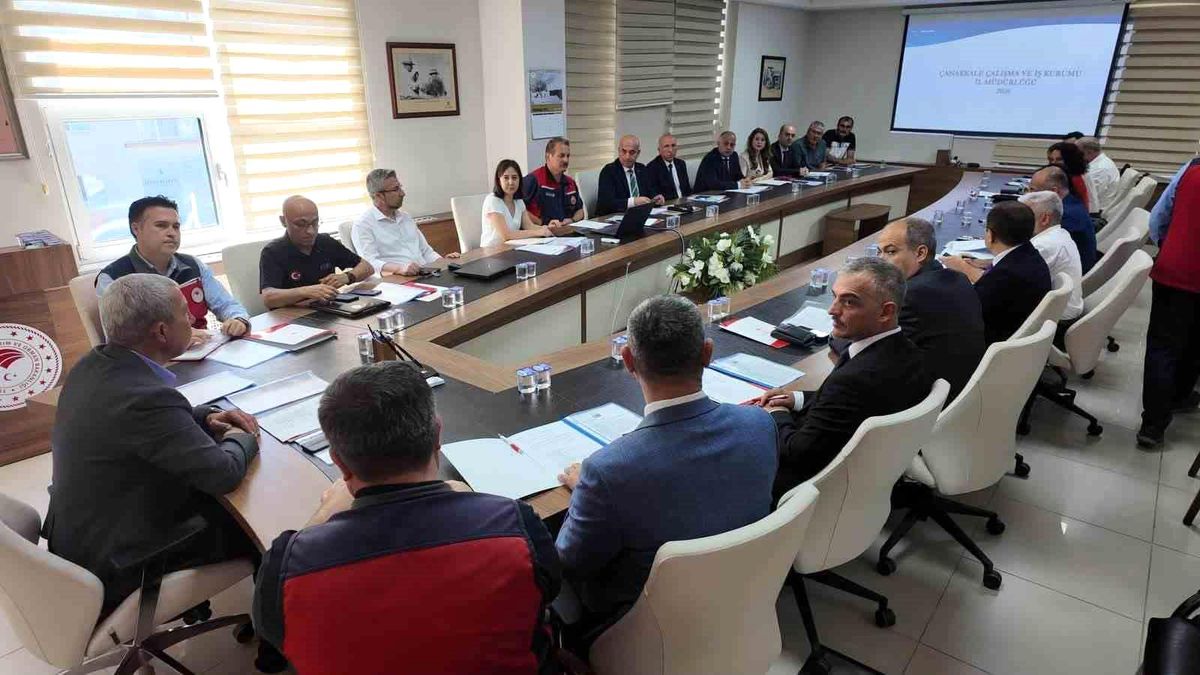 Çanakkale\'de Mevsimlik İşçiler İçin Toplantı