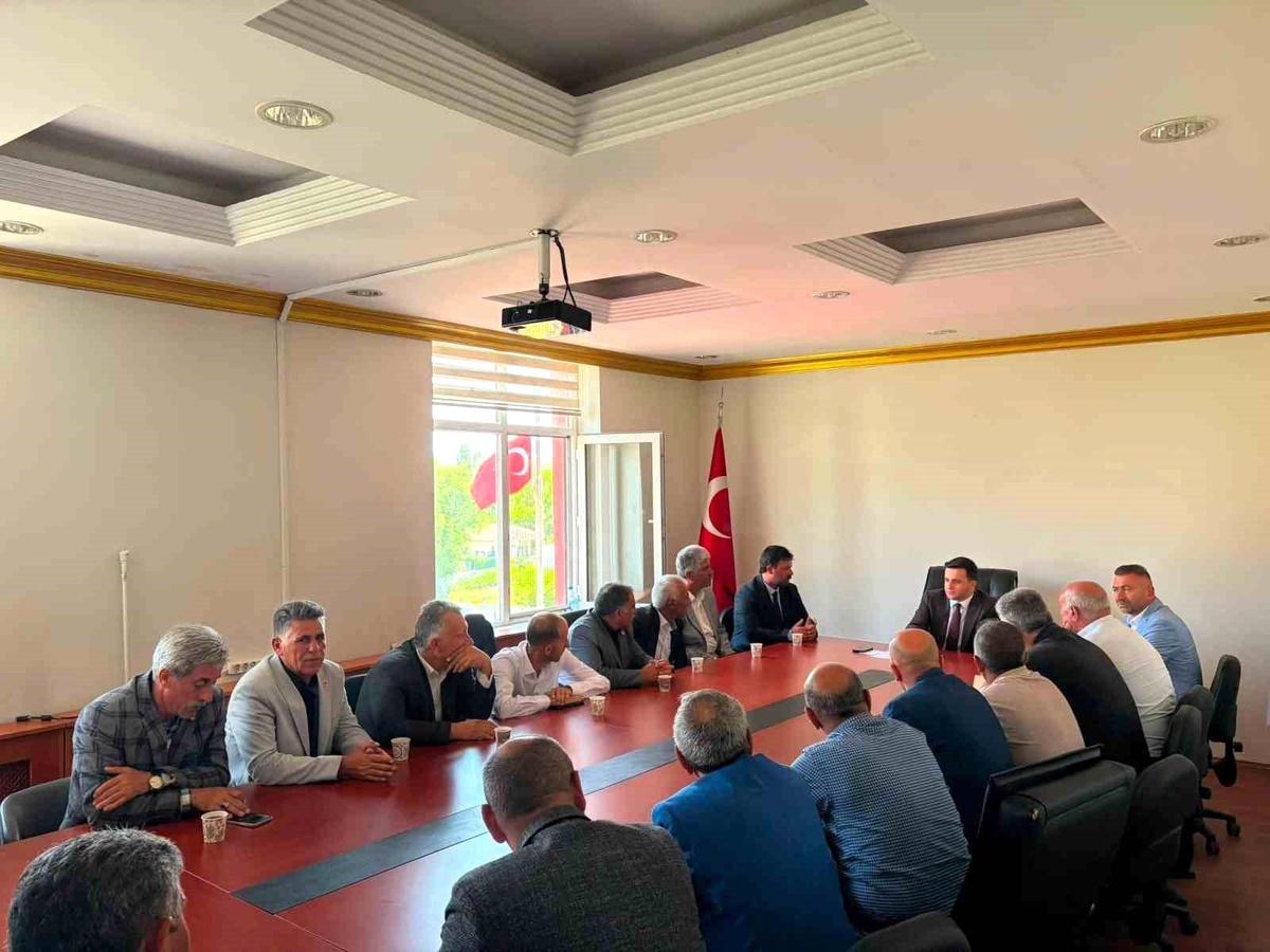 Digor\'da Muhtarlarla İstişare Toplantısı