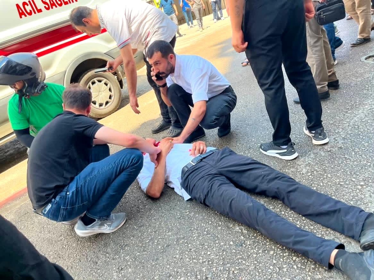 Elazığ\'da yayaya çarpan otomobil: Ağır yaralı