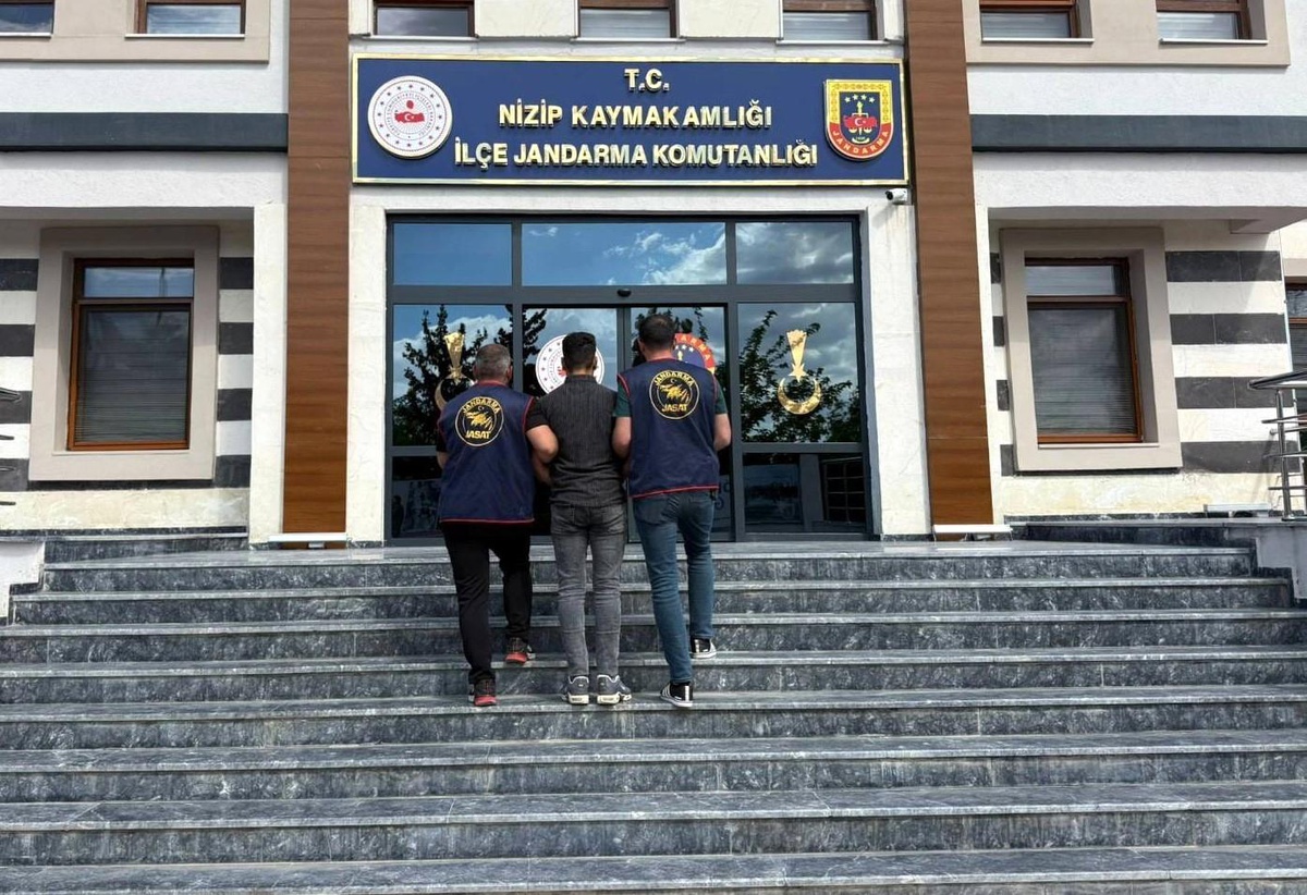 Hırsızlık Suçundan 10 Yıl Cezalı Şahıs Yakalandı