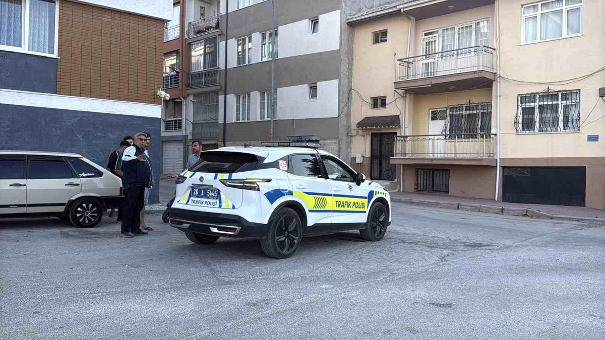 Eskişehir\'de motosiklet kazası: 9 yaşındaki çocuk yaralandı