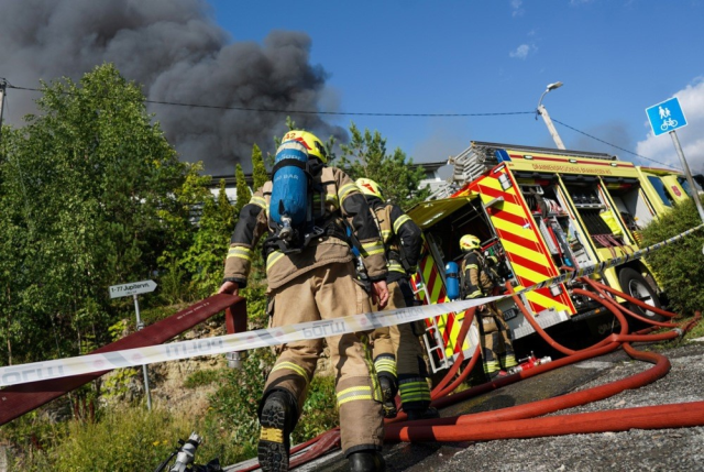 Norveç'te bir evde başlayan yangın koca bir şehri sardı