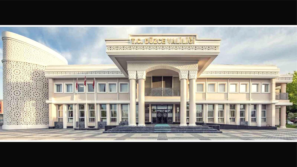 Düzce\'de Nüfus Müdürlüğü Sınav İçin Açık