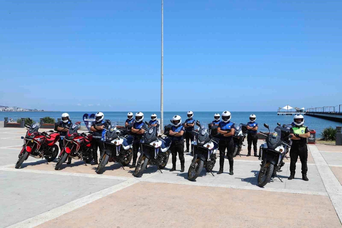 Samsun\'da zabıtaya hızlı müdahale gücü: Motosikletli ekipler sahada