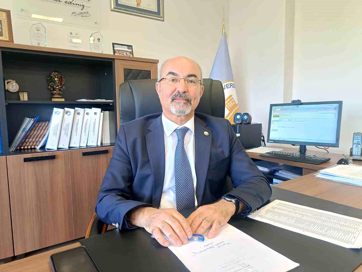Sıcak Havalarda Su Tüketimine Dikkat!