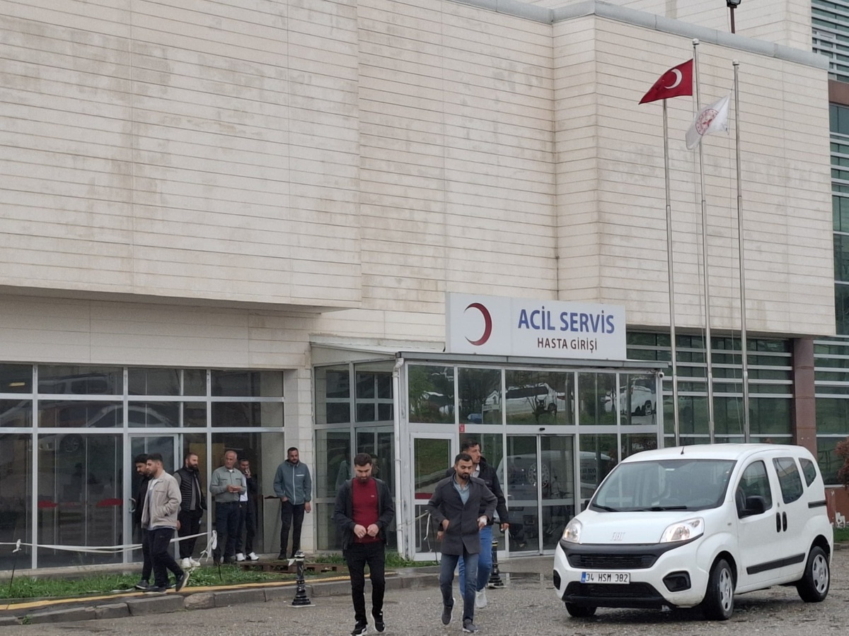 Silvan\'da Silahlı Saldırı: Ekrem Aksu Hayatını Kaybetti