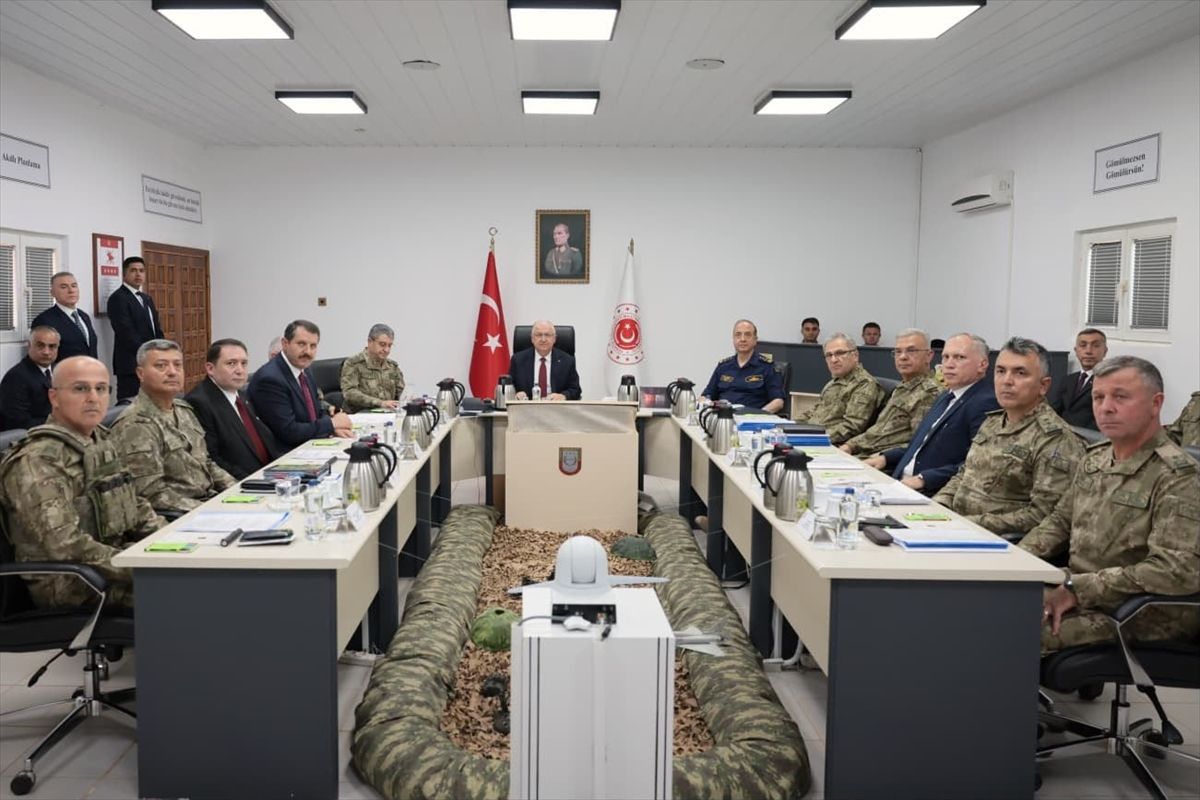 Bakan Güler KKTC\'de Tümen Ziyareti Gerçekleştirdi