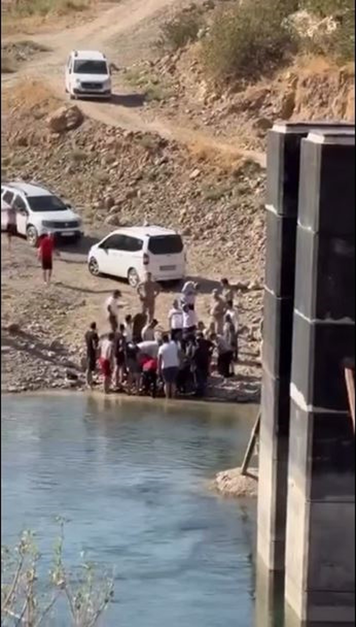 Dargeçit\'te Boğulma Tehlikesi: Ramazan Esin Hayatını Kaybetti
