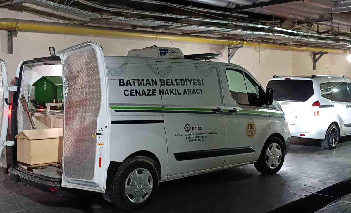 Batman\'da Feci Trafik Kazası!