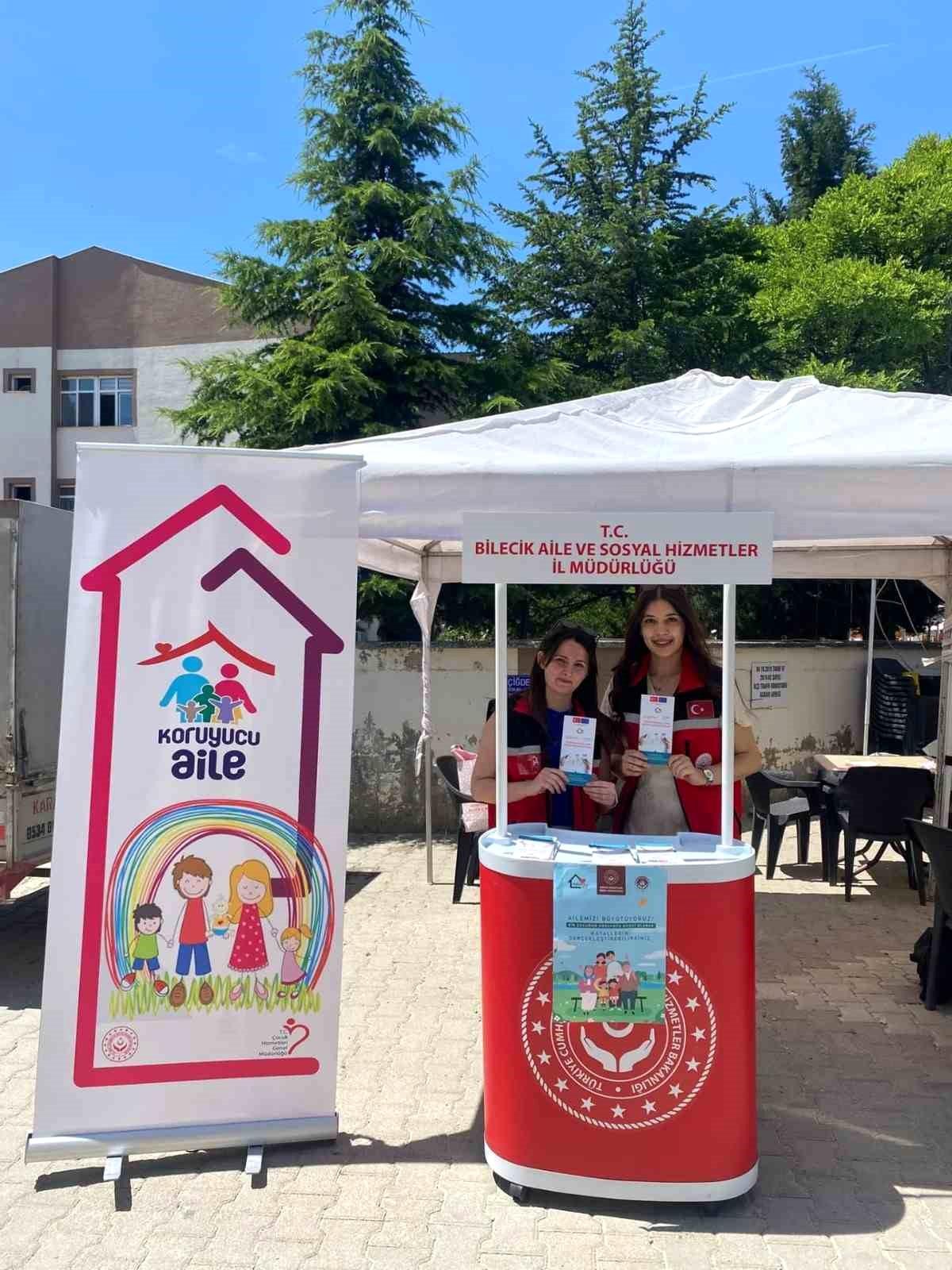 Gölpazarı\'nda Koruyucu Aile Standı Açıldı
